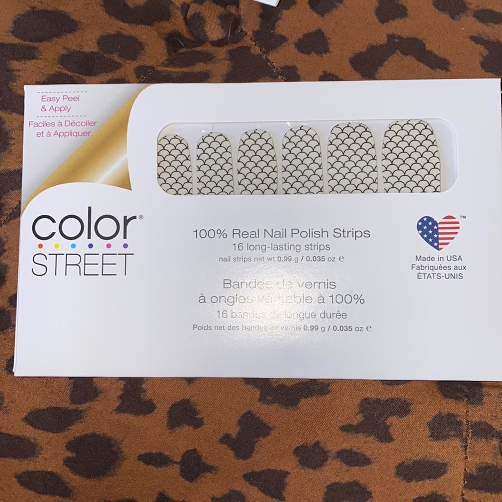 Colorstreet clear art  nail strips “mermaid you look”